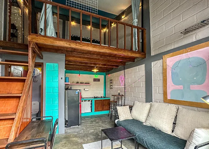 1br Mezzanine Loft With Shared Pool, Fitness And Private Kitchen In アパート